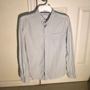 Men’s casual button down!